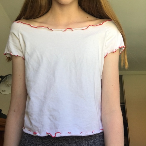 White red lettuce edge off the shoulder - Picture 3 of 3